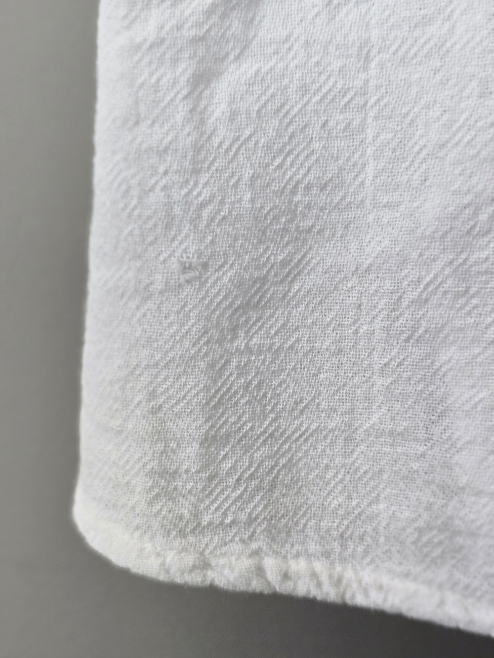 The ACQUA Brand White Button-Front Short Sleeve Blouse - Picture 3 of 3